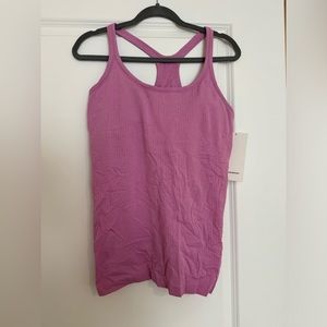 Lululemon top